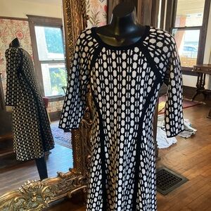 Taylor Black and White Geometric Long Sleeve Dress